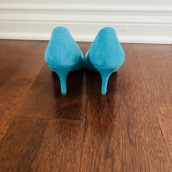 Beautiful size 7.5 blue leather INC heels - Picture 6 of 9